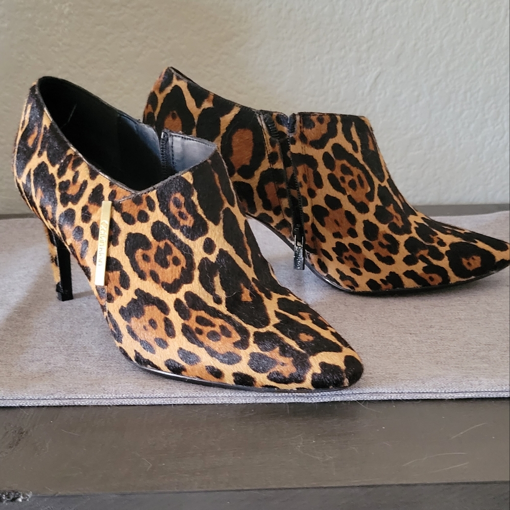 Calvin Klein Calf Hair Leopard Shooties - Picture 1 of 4
